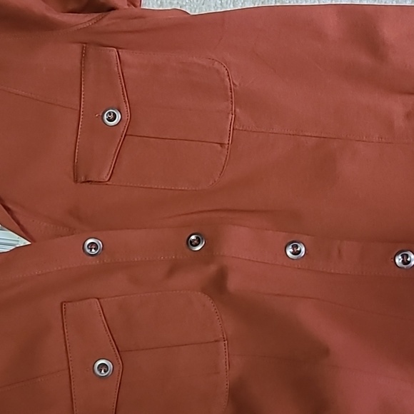 Shirt - Picture 3 of 3